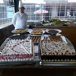 Hotel Club Chicago 3*