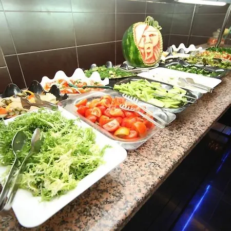 Club Chicago 3* 말마리스