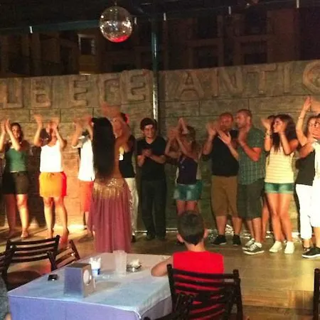 호텔 Club Chicago 3*