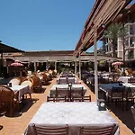 فندق Club Chicago 3*